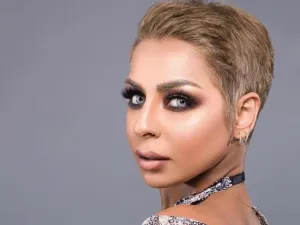 هند البلوشي تشهر بعاملة منزل