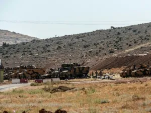 Turkish troops at the Syrian-Turkish border (AFP)