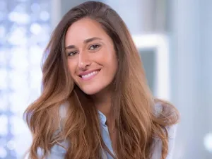عمرو دياب يتغزل بأمينة خليل على الهواء و هكذا كان ردها