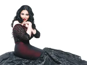 مونيا تزوجت وخلعت وزير ونائب