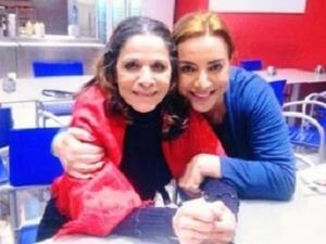 من جدول أعمال سامية الجزائري: "الوردة الشامية" و"سيرة وانفتحت"