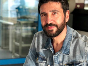 The mostly comedic actor managed to show a different side to him in the series "Thawret Al Falahin" (The Farmers' Revolution) (Source: wissamsabbaghofficial - Instagram)