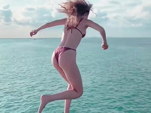 Weeee! Victoria's Secret catwalker Gigi Hadid got wet and wild while yachting in Miami on Sunday (Source: gigihadid - Instagram)