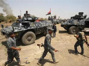 The bomber opened fire on Sunni tribesmen manning a checkpoint in al-Kasara (AFP/File Photo)