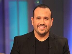 هشام عباس يغني لبرنامج عمرو خالد 