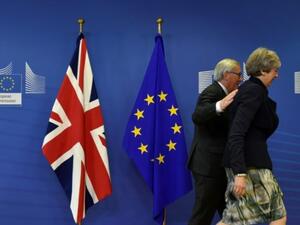 British Prime Minister Theresa May and European Commission chief Jean-Claude Juncker met for talks at the European Commission in Brussels. (AFP/File)