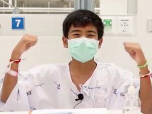 12 Thai boys, saved in dramatic rescue after being trapped in a cave for 12 days, speak for first time  (Twitter)