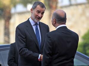 Iraqi President Barham Saleh (R) receives the King of Spain Felipe VI in the capital Baghdad (AFP)
