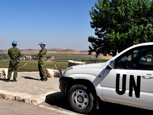 UNDOF soldiers examine the Israeli-Syrian border (Shutterstock)