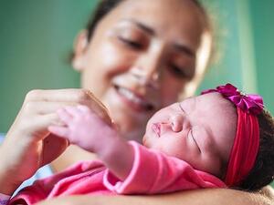 On January 1, 2019, in Brazil Viviane welcomed her baby daughter, Julia da Silva Reis, into the world after having a caesarean.  She said she was very happy and feeling relieved after her daughter arrived safely weighing 3.85kg at the Hospital Sofia Feldman in Belo Horizonte (AFP)