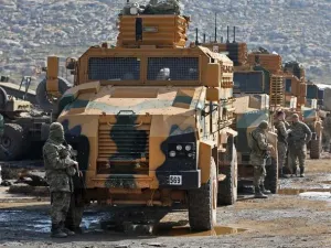 Turkey on Saturday sent military reinforcements to northern Syria (Twitter)