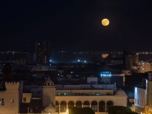Tunis (Twitter)