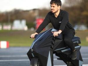 3D printed motorcycle (Twitter)