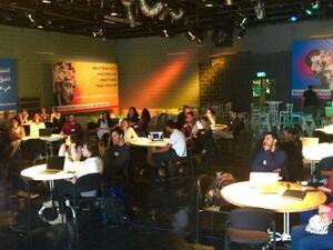 Jews & Arabs develop solutions for Middle East peace in hackathon (Twitter)