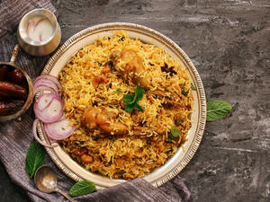 Arabic dish called machboos (Shutterstock)