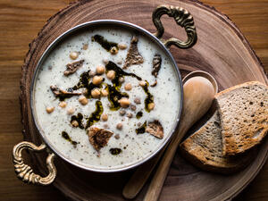 Turkish Yuvalama Soup (Shutterstock)