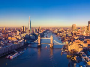 London, UK (Shutterstock)