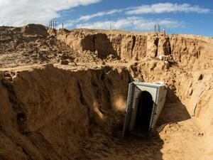 Cross-border tunnel (Twitter)