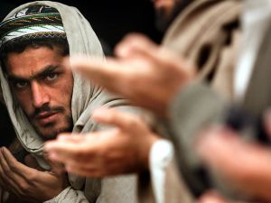 أكد مسؤولان من المخابرات الباكستانية هجوم الحدود بين منطقة كورام الباكستانية وأفغانستان