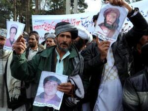 دعت عموم المواطنين لاسيما الشباب إلى النهوض بمقاومة سياسة نظام الملالي للإعدام والقتل 