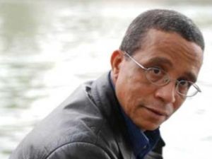 الكاتب الجزائري ياسمينة خضرا