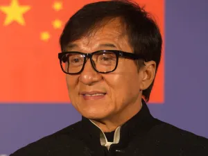 جاكي شان (zeenews.india.com)
