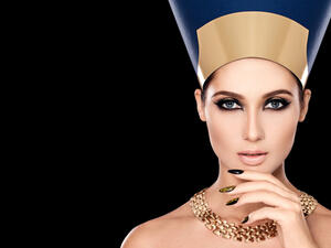 لم يكن مدهشًا أن اهتمت الحضارة الفرعونية بالمرأة وبجمالها