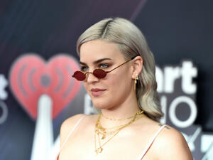 Anne-Marie admitted she's had every detail of the record planned for a long time, but feigned ignorance when asked about it until recently. (Source: ALBERTO E. RODRIGUEZ / GETTY IMAGES NORTH AMERICA / AFP)