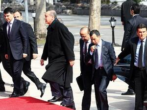 الهدف "تعزيز الكتب والمناهج بتاريخنا العريق والمشرف".