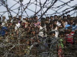 Some 700,000 Rohingya Muslims have fled over the border to Bangladesh. (AFP/ File)

