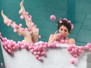 The billboard ad that was defaced in Ashdod (JP,Screenshot)