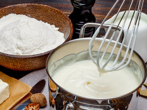 صلصة البشاميل السريعة 