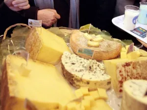 The tastes of GCC residents are evolving as they become more familiar with French products, particularly as more Middle East residents decide to vacation in European countries such as France. (AFP/File)