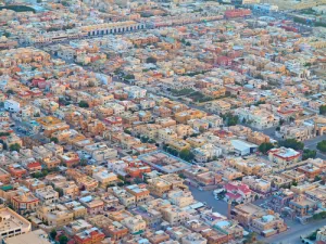 
The assistance to the families, in the form of land, villas, apartments or financing, will be extended over a year starting on May 8. (File photo)