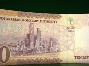 Alkholifey said the issuance of the currency represents a bright picture of the economic development realized in different periods of the nation’s history. (YouTube)

