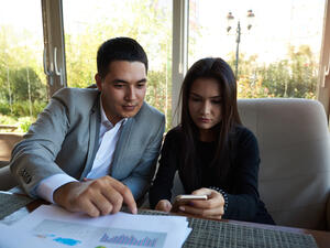 Money should never be a problem if couples have that strong will to cooperate and work things out as planned. (Shutterstock)