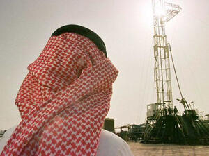 The steady surge in Saudi output is the result of an adamant Riyadh oil policy against low oil prices. (File photo)
