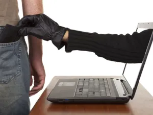 Lebanon has not yet passed laws on e-commerce and e-banking. (Shutterstock)