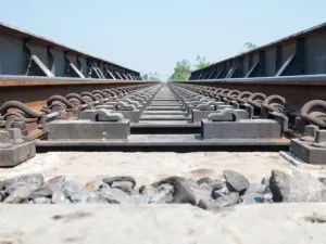 A pan-GCC rail project would increase jobs and attract an estimated $250B in investments, acording to a financial analyst. (File photo)