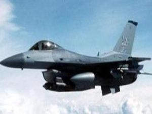 F16
