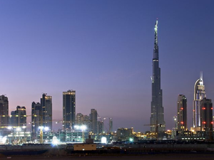 UAE trade surplus to hit $ 90.7 billion