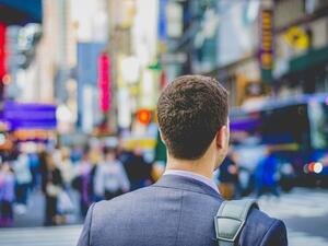 The adventurous investor is the most likely to make moves that require a leap of faith. (Pexels)