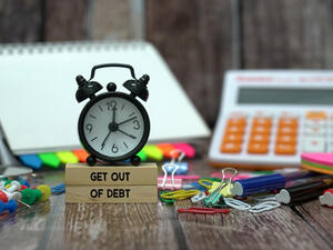For many of us, the New Year is a perfect time to reassess our lives, including our financial goals. (Shutterstock) 