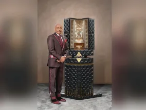 The perfume, priced at Dh4.752 million, will remain on display at The Dubai Mall until March 30. (Vogue Arabia)