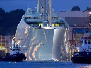 Andrey Melnichenko's Sailing Yacht  (Twitter)