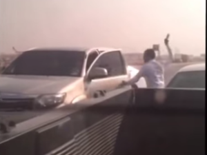  هناك نحو 300 مليون سلاح (مسدس) في الولايات المتحدة 