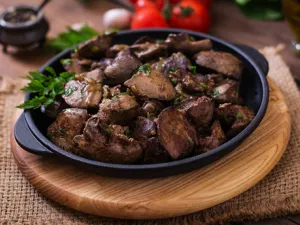 من فوائد كبدة الدجاج للأطفال تنشيط أداء الجهاز المناعي للرضيع.

