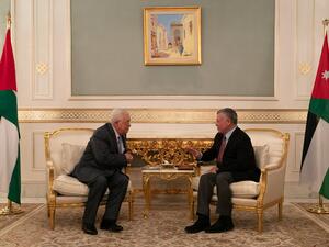 His Majesty King Abdullah II meets with Palestinian President Mahmoud Abbas in Tunis  (Twitter)