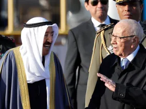  Arab leaders gather in Tunis for league summit  (Twitter)
