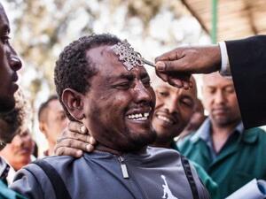 Mass exorcism ritual involving hundreds of Ethiopian Christians (Twitter)